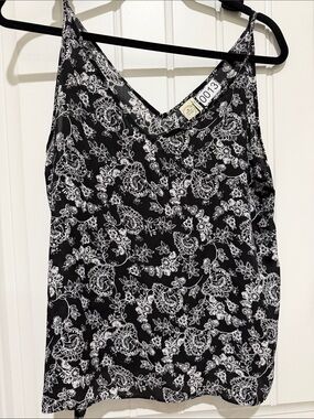 Paper Crane Black & White Floral V-Neck Camisole